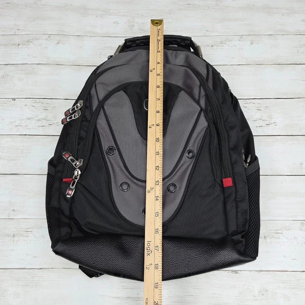 SwissGear one backpack